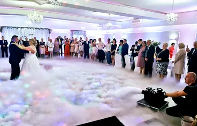 Bella Arte Show - dekoracja światłem, ciężki dym, fontanny iskier, serce